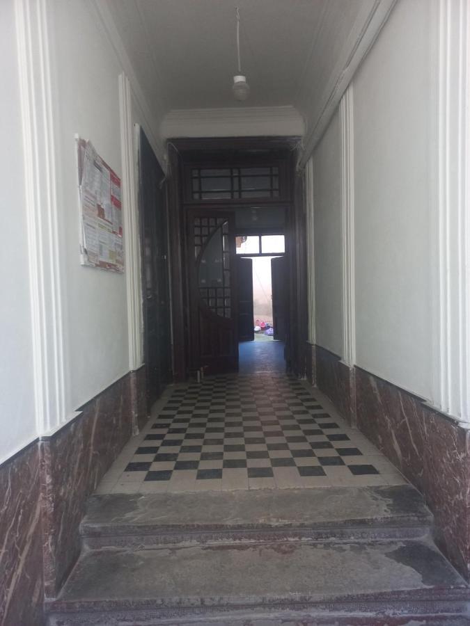Чорно -Білий Люкс В Центрі Daire Lviv Dış mekan fotoğraf